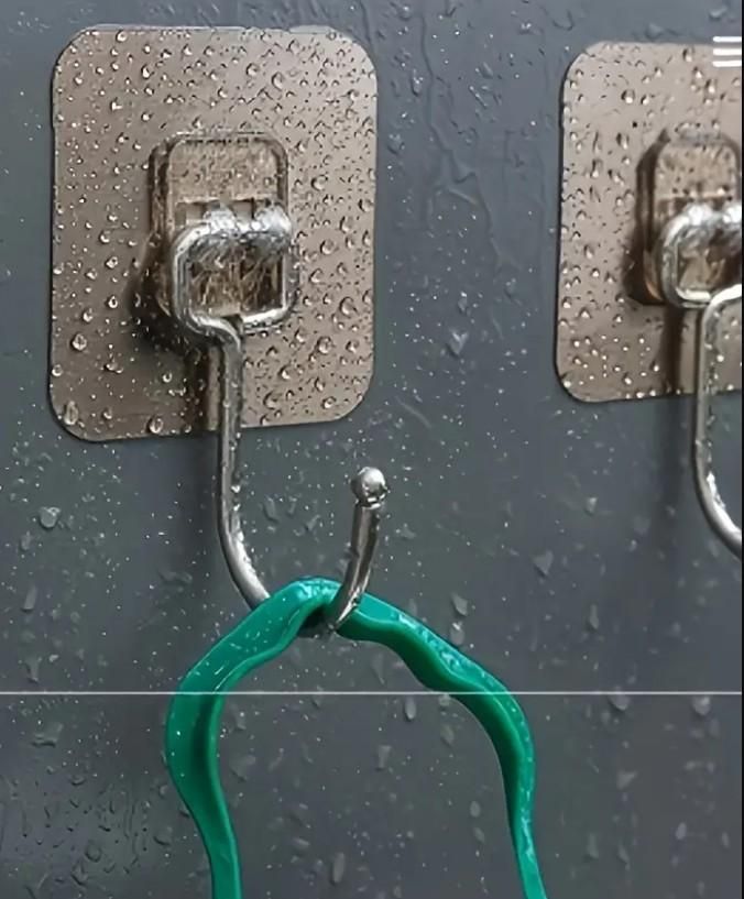 Golden Large Hooks for Hanging (Multiple Pack)